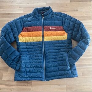 Cotopaxi  FUEGO DOWN JACKET W Jacket with Red, Orange and Yellow Chest Tripes M